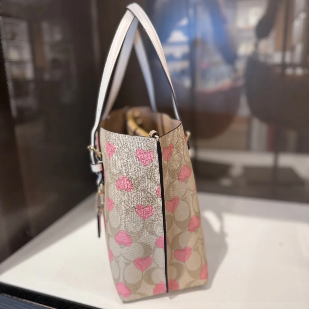 Coach Mollie Tote 25 In Signature Canvas With Heart Print CP057 - Picture 2 of 9